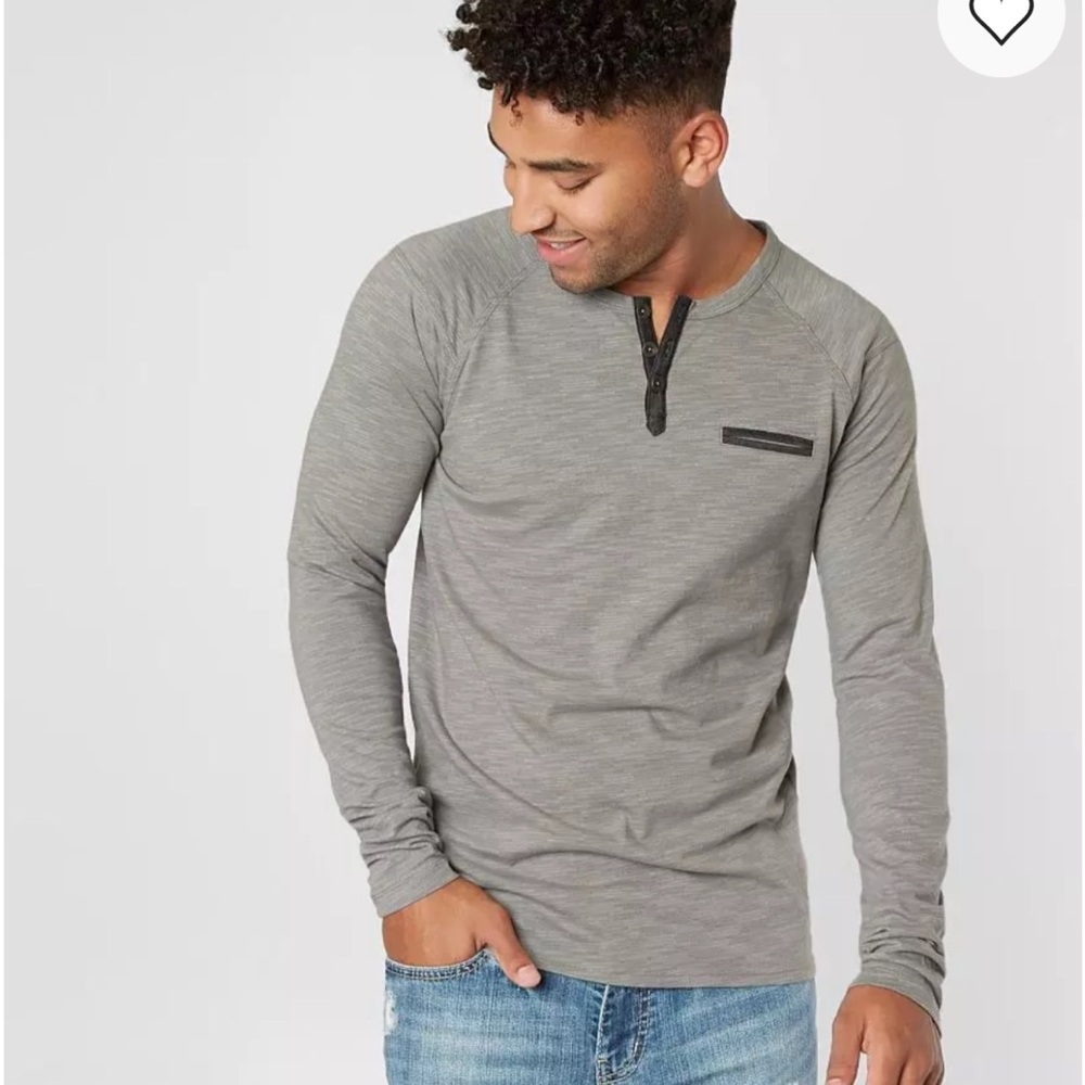 Buckle Outpost Men's Gray Long Sleeve Tee